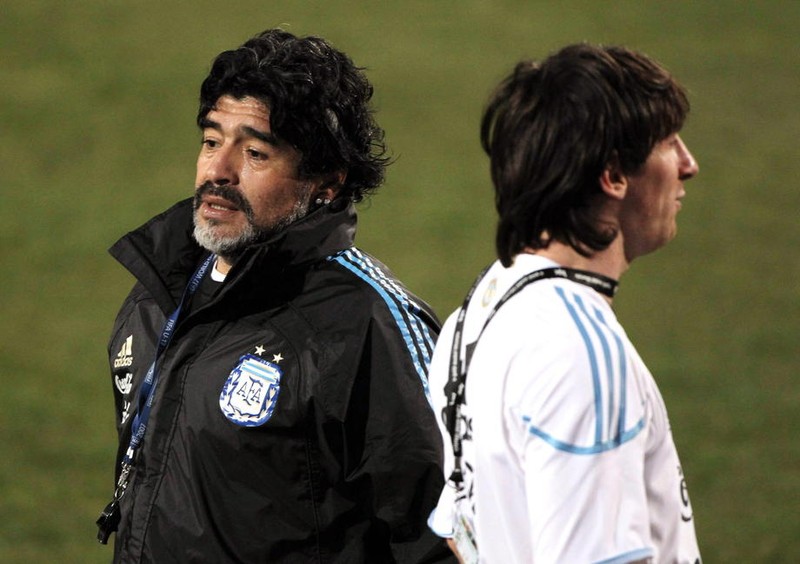 Maradona și Messi, cei mai mari decari ai Argentinei | Foto: EPA