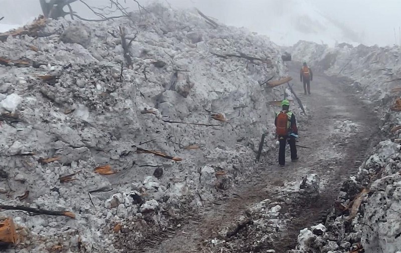 Bilanț final în urma avalanșei de la hotelul Rigopiano. Salvatorii au recuperat ultimele cadavre