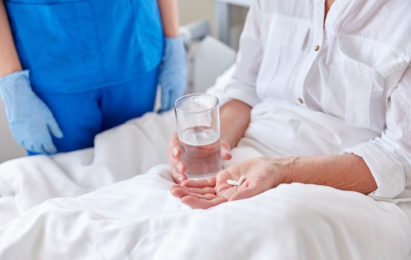 Femeia grav bolnavă care a învins sistemul. A fost nevoită să-și cumpere singură un medicament care a costat 95.000 de euro, pentru a-și salva viața