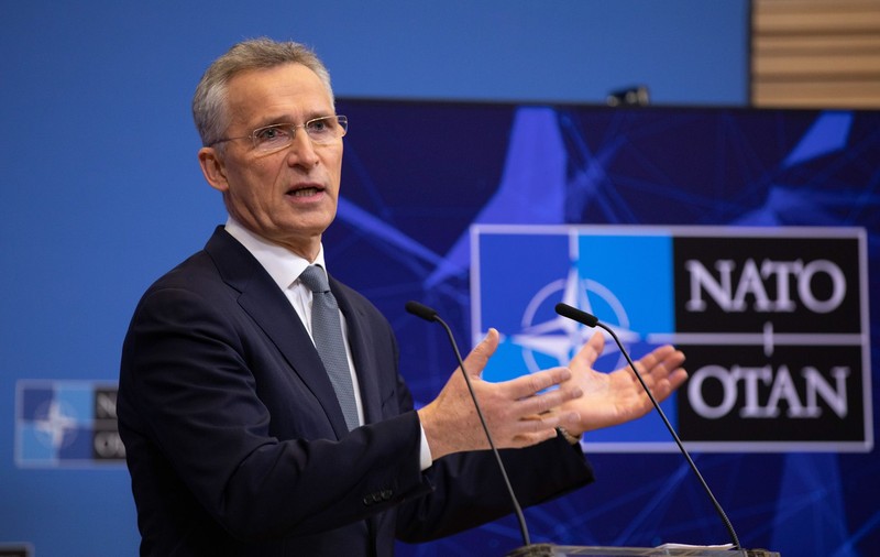 NATO nu vrea „război deschis” cu Moscova: „O zonă de excludere aeriană deasupra Ucrainei ar însemna să fim pregătiţi să doborâm avioane ruseşti”
