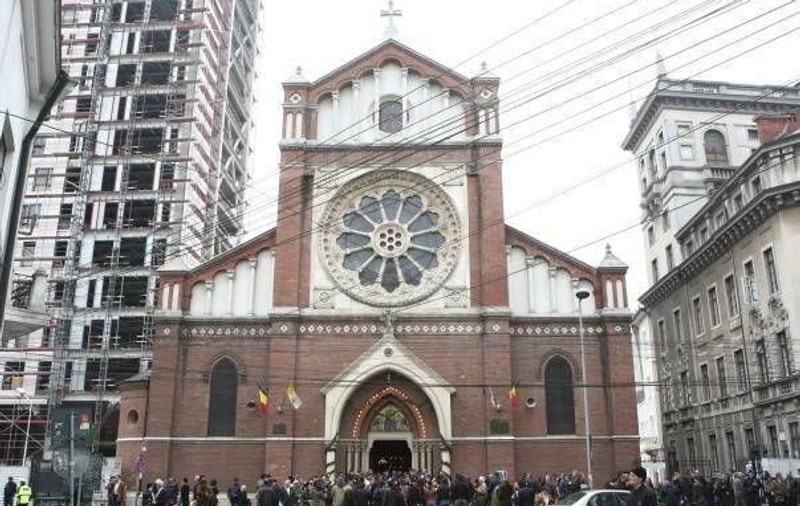 Curtea de Apel Iaşi dă verdictul în scandalul Cathedral Plaza!