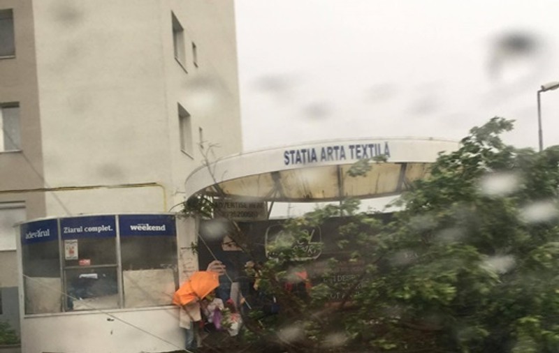UPDATE: Codul galben de furtună a fost prelungit pentru județul Cluj până luni, la ora 3.00. Același cod, și pentru Maramureș