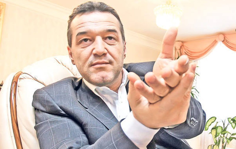 Becali: ”O să mă bat cu Porumboiu, ce să fac cu amărâtul ălă de Copos?”