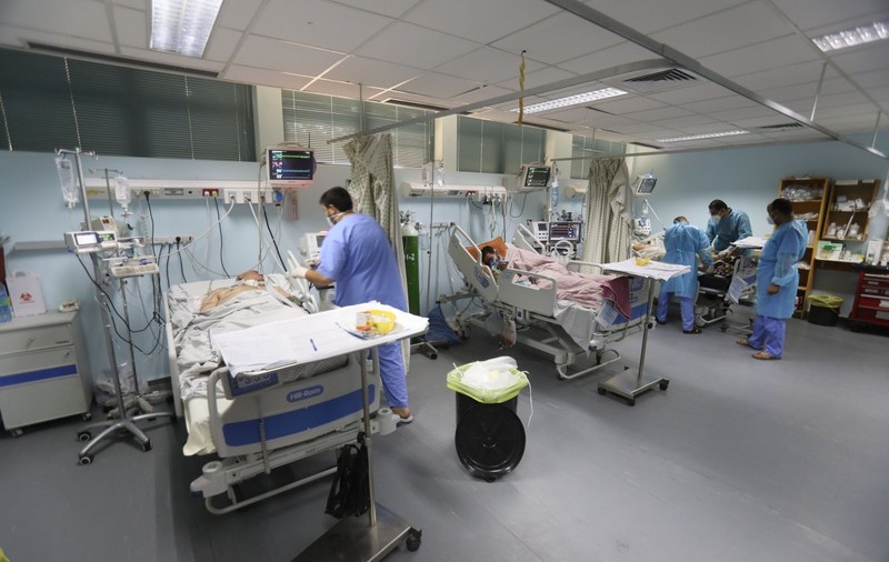 Experiența în Ungaria a unui medic care a însoțit bolnavii români de COVID transferați