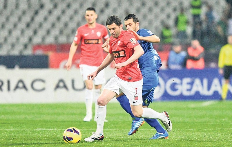Dinamo, EXCLUSĂ DIN CUPELE EUROPENE!