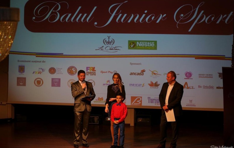Vedetele sportului românesc i-au premiat pe campionii de juniori