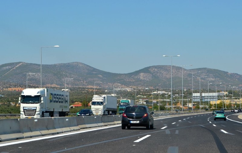Amenzi de până la 4.000 de euro, permis suspendat 8 ani și pedepse cu închisoarea. Noi reguli pentru șoferi, inclusiv străini, în Grecia