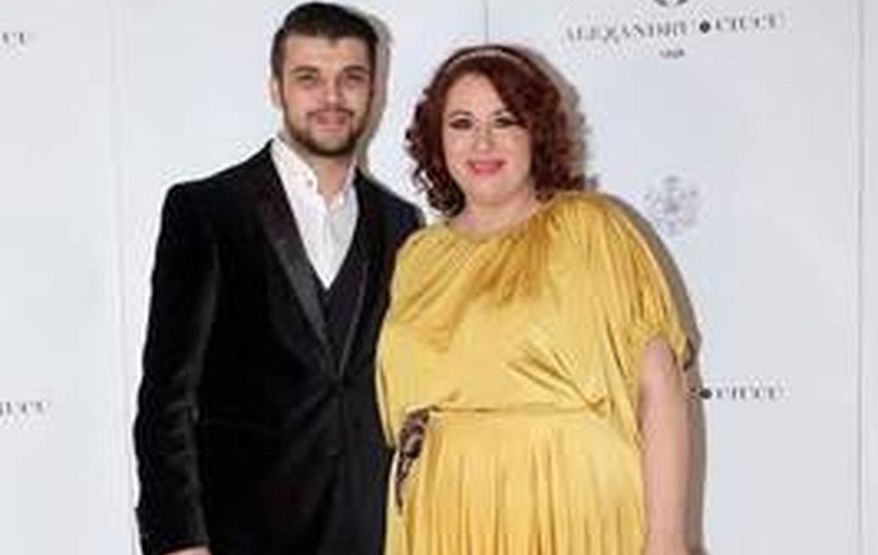 Oana, soţul tău a scăpat-o! SUPER DETALIU din intimitate: Marius A DEZVĂLUIT CÂND ŞI UNDE A CONCEPUT-O PE FIICA SA