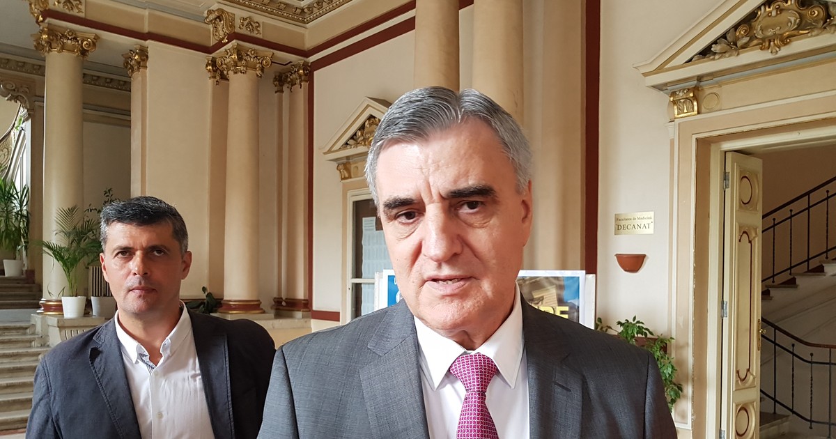 UMF ”Carol Davila” a avut la licență cel mai mare număr de absolvenți din toate timpurile și toți au promovat