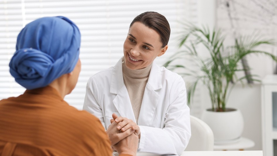 Un stil de viață sănătos poate reduce riscul de cancer, chiar dacă factori precum vârsta, genetica sau mediul rămân în afara controlului nostru. 