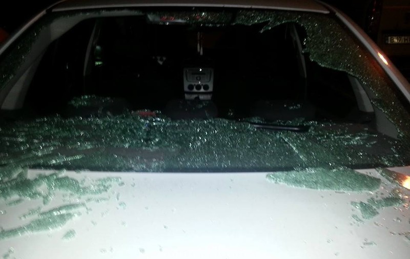 Un tânăr A LOVIT 21 DE MAŞINI ÎNTR-O PARCARE DIN BUCUREŞTI! MOTIVUL este ieşit din comun