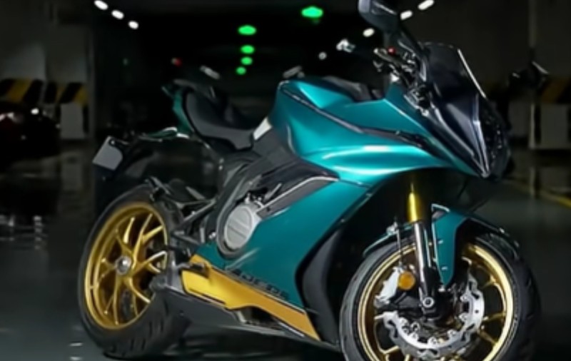 Chinezii vând aceeași motocicletă în 4 țări din Europa, cu nume diferite și cu 2000 de euro mai scump într-una din piețe