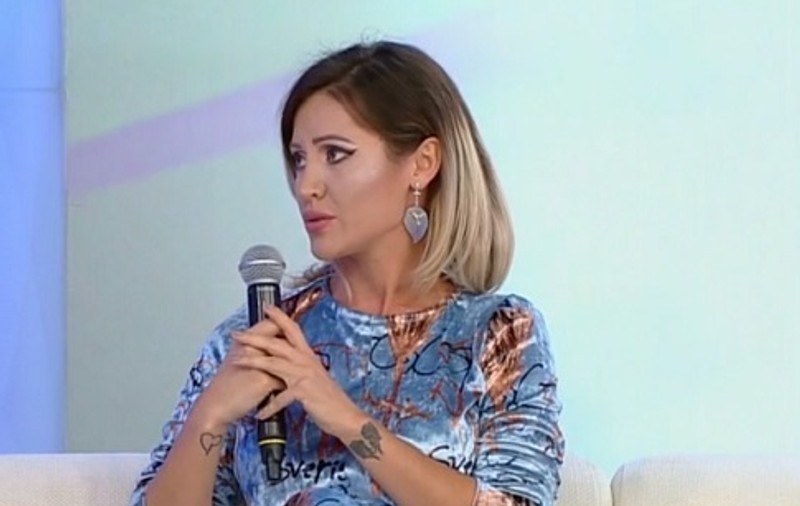 Bianca și Nicoleta, ispitele de la “Insula Iubirii”, s-au confruntat în direct la tv. “Au fost niște discuții“