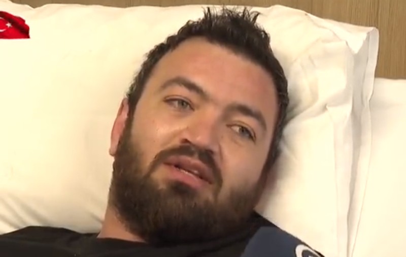 Un bărbat din Turcia spune că a supraviețuit 32 de ore sub dărâmături cu 12 măsline. „Nu știam dacă e zi sau noapte”