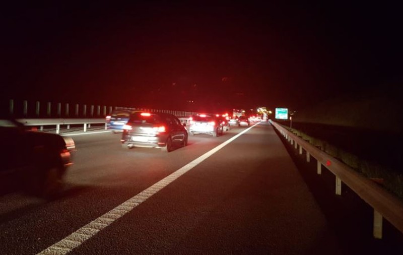 Accident grav pe A2, duminică noapte. O persoană a murit și alte două au fost grav rănite
