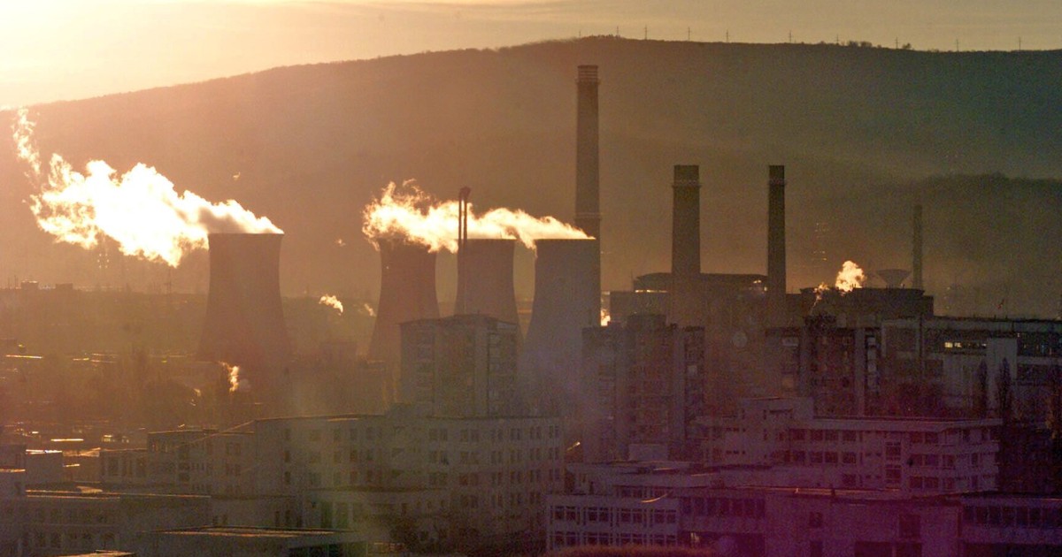 Furnale, fum si aburi la Iasi