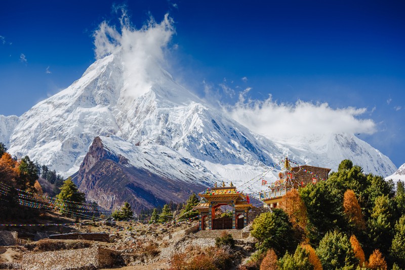 Cele mai înalte vârfuri muntoase din lume - Muntele Manaslu