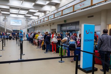 Aeroportul din Bruxelles a anulat toate decolările din cauza grevei. Foto: Profimedia