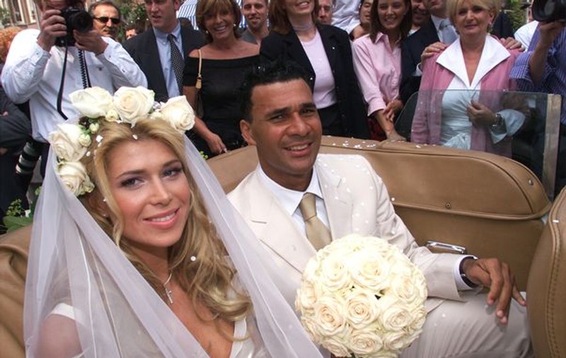 Pe Ruud Gullit l-a înşelat nevasta şi va divorţa