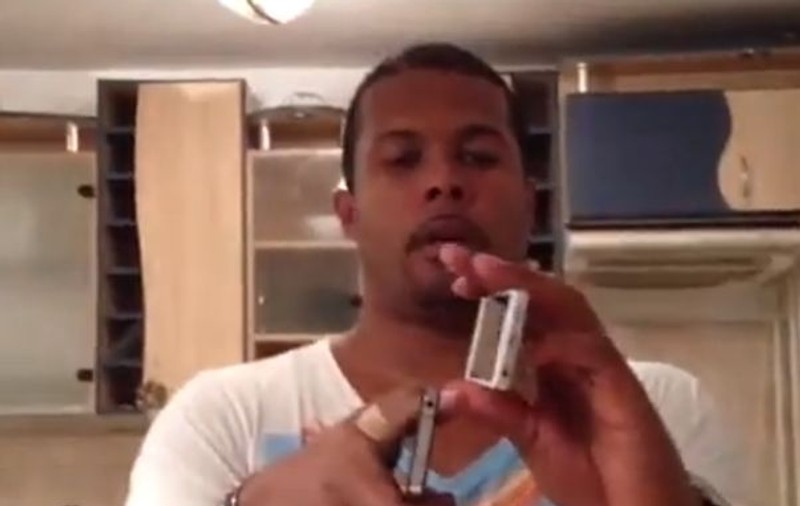 Cabral și-a "tras" iPhone 5: "În mână vine bine!". Uite cum arată! VIDEO