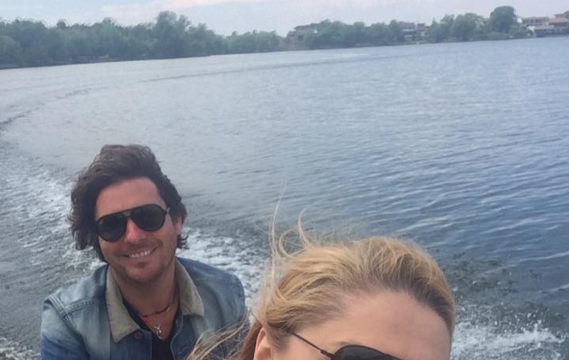 EXCLUSIV/ Cristina Cioran are un brad atipic. O creangă de cetină în locul pomului de Crăciun!