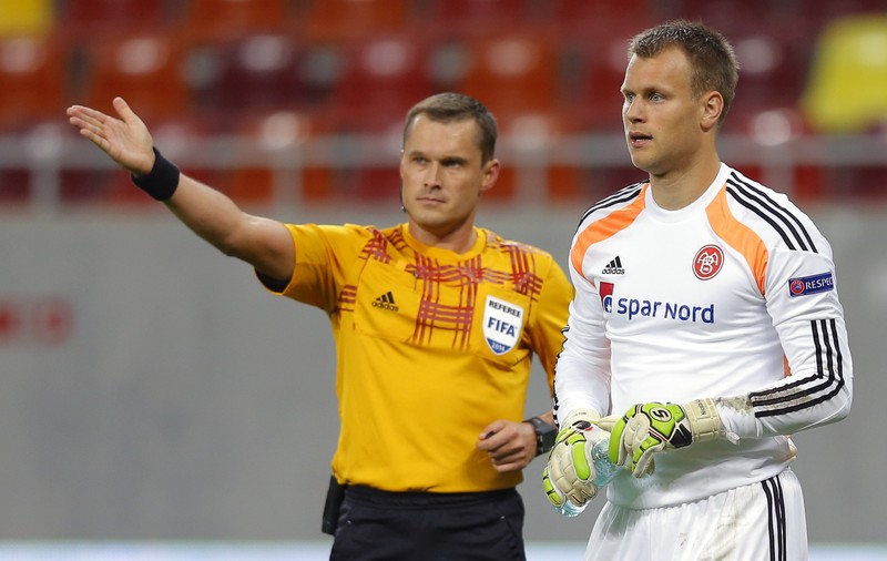 Armenia - România (sâmbătă, ora 19:00, TVR 1). Tricolorii vor fi arbitrați la Erevan de un fost fotbalist rus, Vladislav Bezborodov
