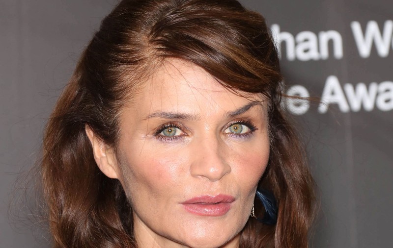 Helena Christensen, pictorial de excepție. Cum arată fostul model în costum de baie la 50 de ani