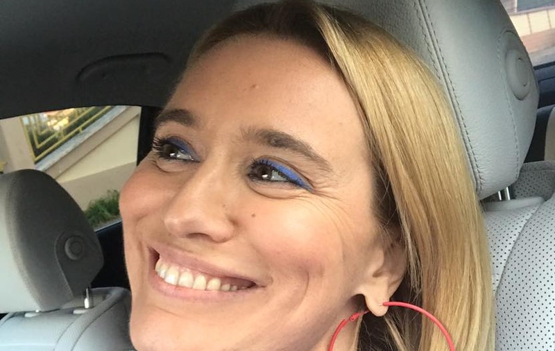 Andreea Esca, mesaj emoționant pentru mama ei, de 8 Martie. “După mama mea întorceau capul toți colegii mei”