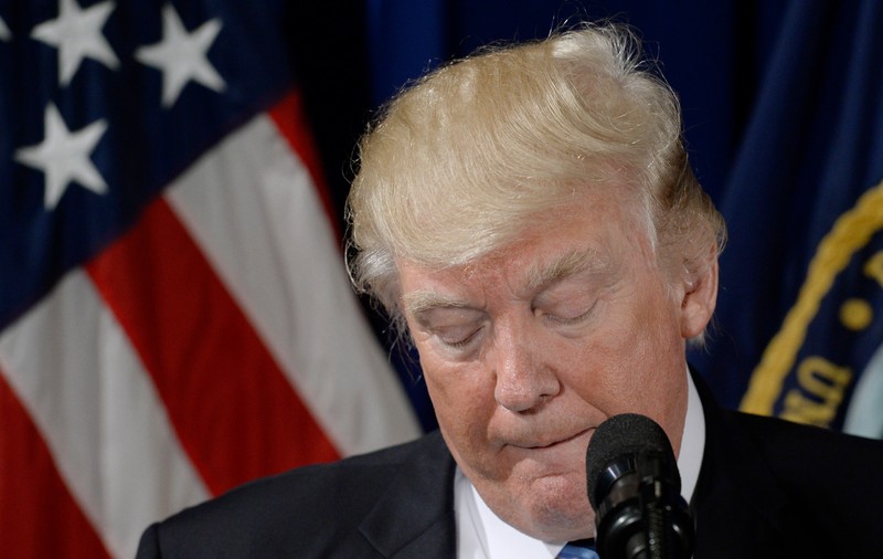 Donald Trump este “somat” să predea înregistrările cu directorul concediat al FBI