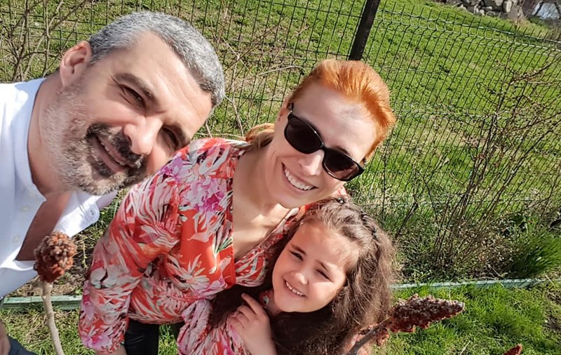 EXCLUSIV/ Monica Davidescu are încă probleme după accidentarea suferită la ”Dansez pentru tine”. ”La fiecare schimbare de vreme trebuie să își pună genunchii la loc”