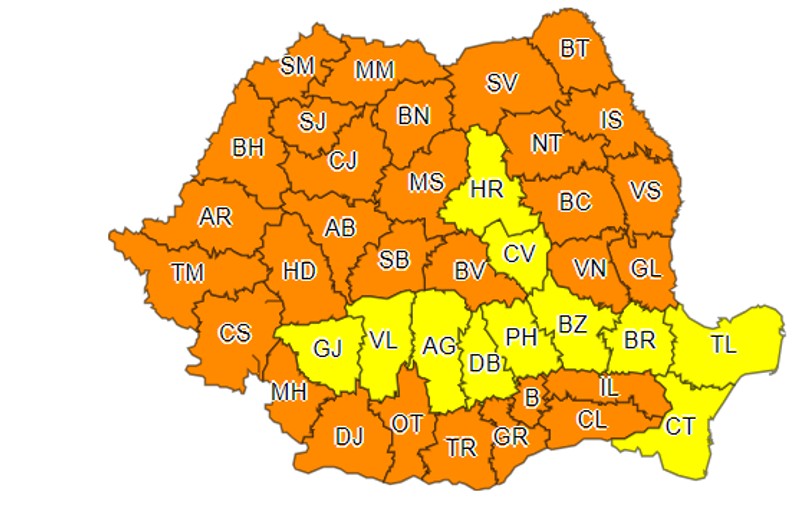 Codul portocaliu de caniculă, extins în aproape toată țara. Până la cât urcă temperaturile