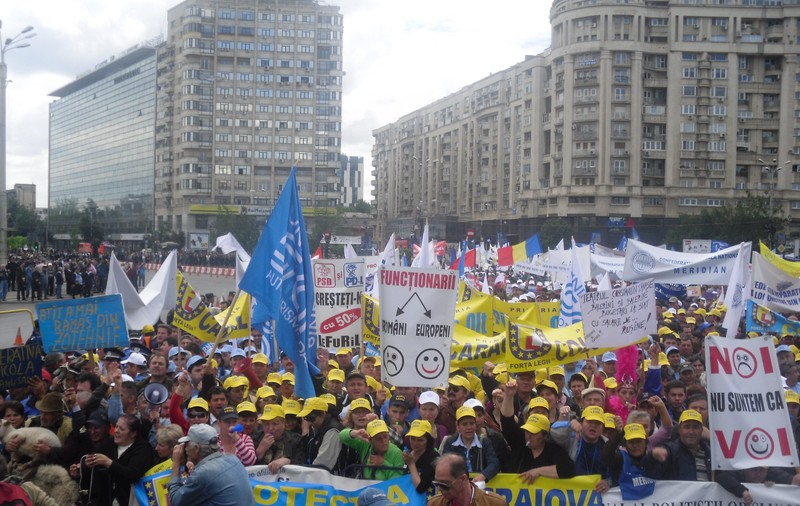 Funcționarii publici se pregătesc de proteste, nemulțumiți de Legea salarizării. Vor recunoasterea și recuperarea unor drepturi salariale