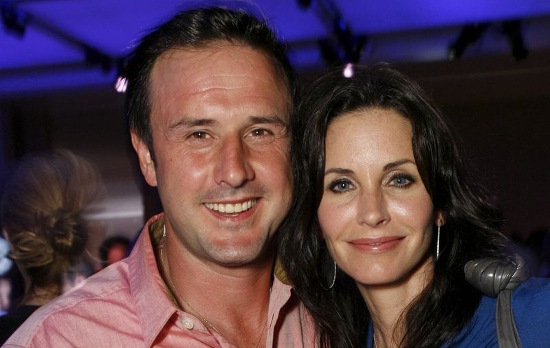 David Arquette va locui într-o cutie de plexiglas