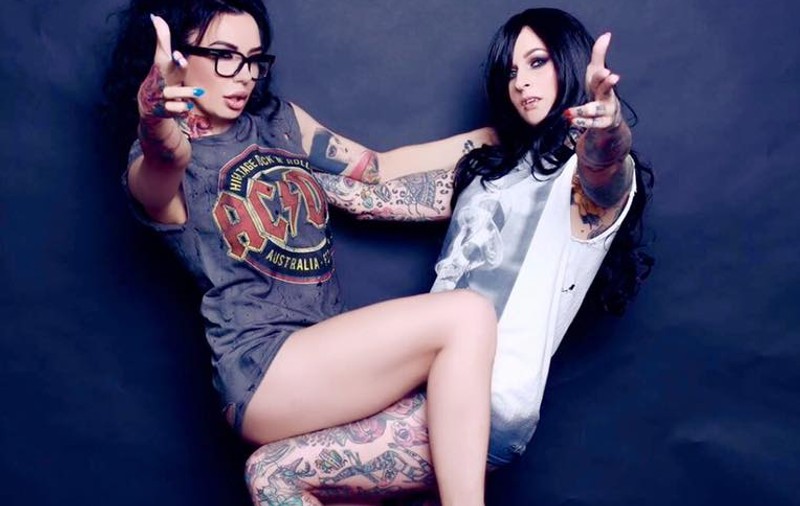 Cea mai tatuată femeie din Europa, operată la București! Dj Wanda i-a fost alături!