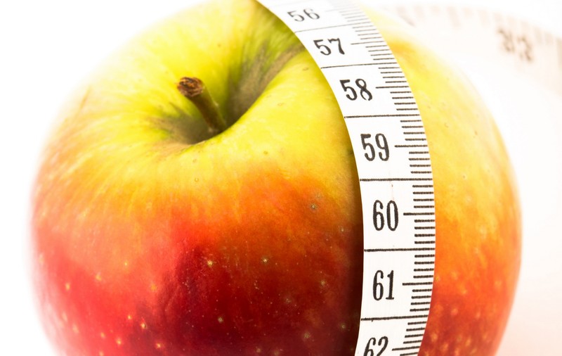 SUPER-DIETĂ! Slăbeşti 5 kg într-o săptămână mâncând mere