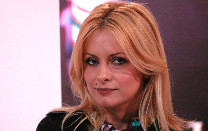 Simona Gherghe SARE LA GÂTUL LUI LIVIU GUŢĂ: "Să-ţi fie ruşine! Ai luat 5.000 de euro să arunci cu noroi la alt post TV"