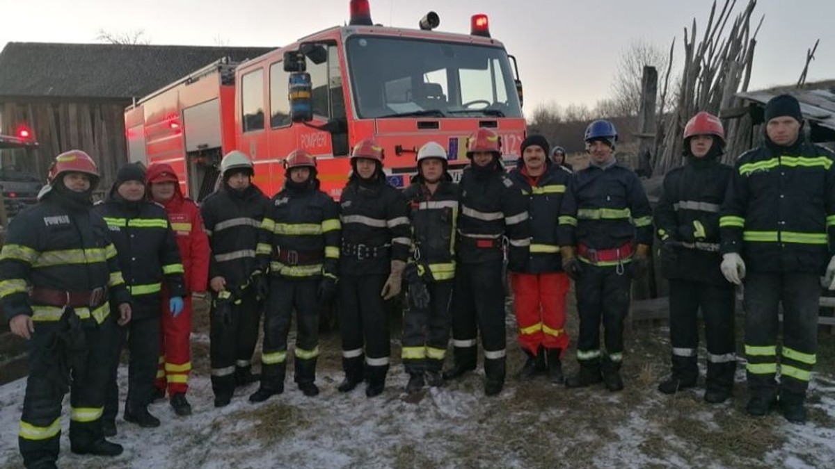 Rudele au luat cu asalt și ISU Neamț. 92 de persoane angajate la Inspectoratul județean pentru Situații de Urgență sunt în diferite grade de rudenie unele cu altele