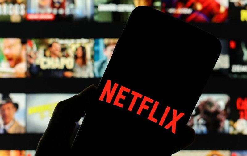 Netflix anulează una dintre cele mai apreciate serii SF ale sale pentru că „nu a fost văzută suficient”