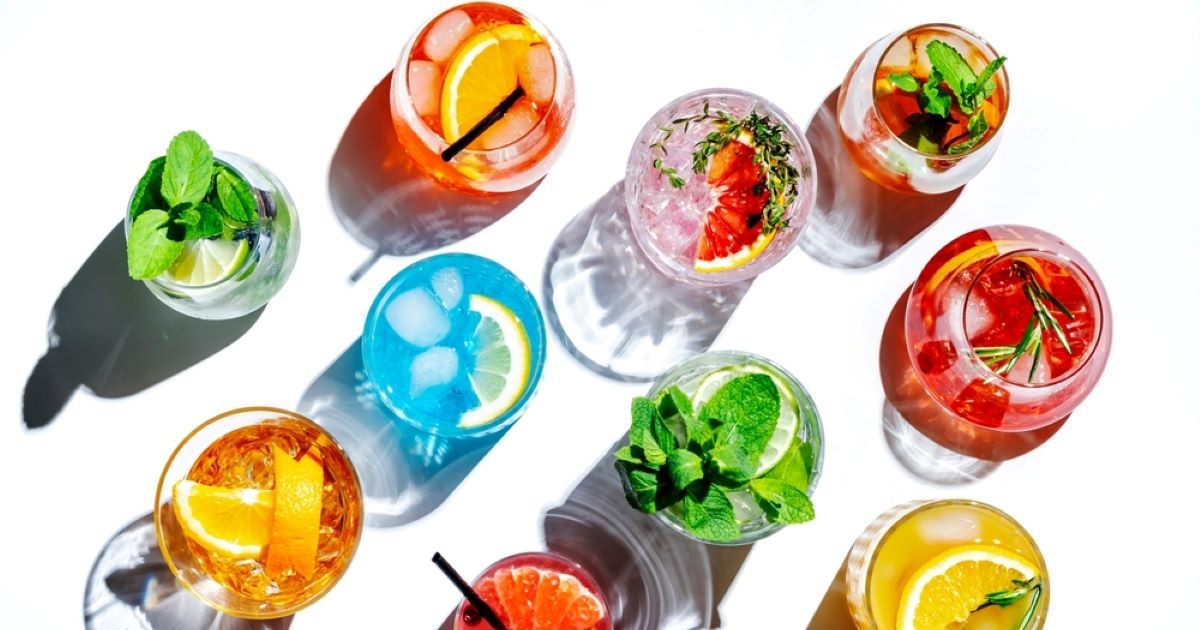 Idei de cocktail-uri răcoritoare pentru vară