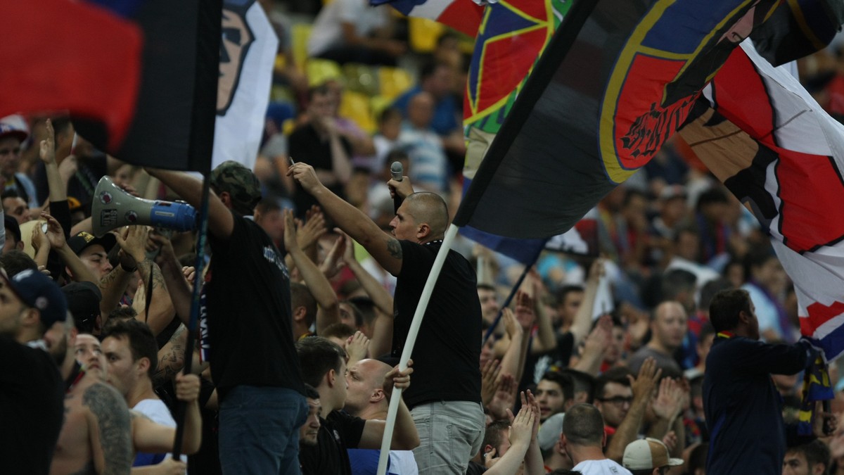 Horaţiu Feşnic arbitrează primul său derby Dinamo - Steaua. Fanii vor fi la datorie
