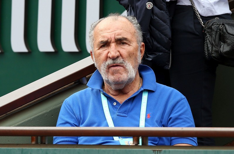 Ion Tiriac en tribune lors des internationaux de tennis de Roland Garros le 28 mai 2018. © Dominique Jacovides-Cyril Moreau / Bestimage People during the 2018 French Open - Day two at Roland Garros in Paris, France on May 28th, 2018.