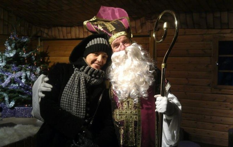 Andreea Marin S-A ÎNTÂLNIT DEJA CU MOŞ CRĂCIUN! Uite unde a plecat "Zâna", în vacanţă | FOTO