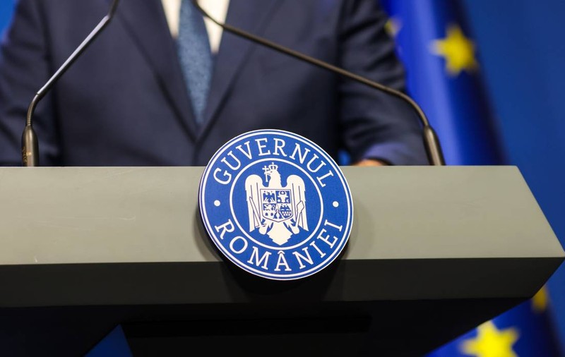 Mii de români riscă sancțiune penală dacă nu își plătesc amenzile. Societatea civilă avertizează că Guvernul „creează artificial noi infractori”
