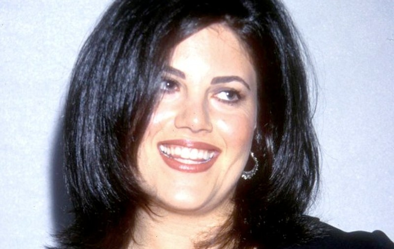V-o mai amintiţi pe Monica Lewinsky? Iată cu ce se ocupă acum fosta amantă a lui Bill Clinton!