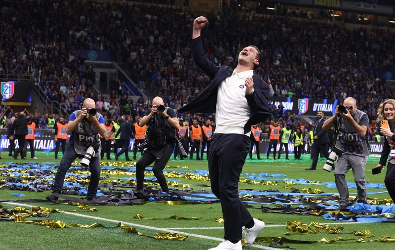 „Magicul Chivu”, presa din Italia e la picioarele antrenorului român