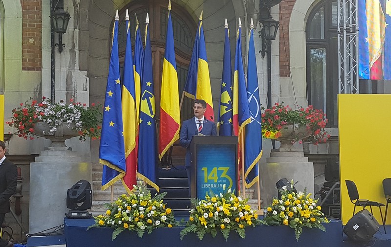 Mesajul lui Klaus Iohannis la aniversarea PNL: ”România are nevoie de un PNL implicat activ în soluționarea disfuncționalităților țării noastre”