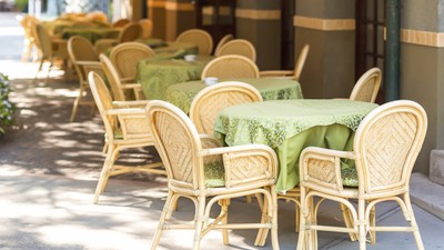 mese-restaurant-scaune-terasa