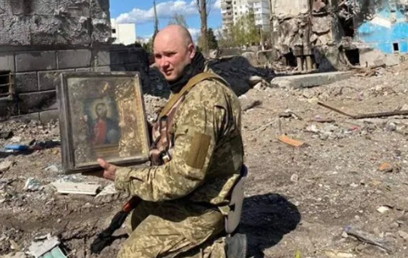Salvatorii au găsit în Borodianka, oraș distrus complet de ruși, o icoană intactă: „O minune”