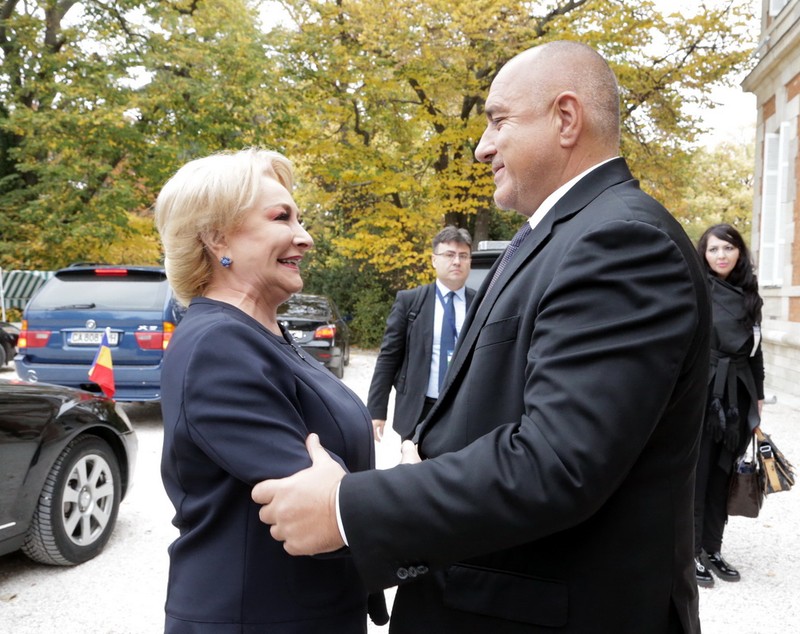 Viorica Dăncilă s-a întâlnit cu Benjamin Netanyahu, la Varna. Premierul Israelului anunţă că va veni în România, unde se va organiza şi un forum economic