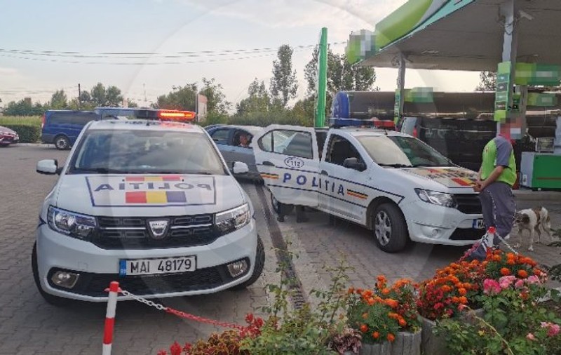 O tânără a născut într-o benzinărie din Satu Mare, apoi a abandonat bebelușul în tomberon